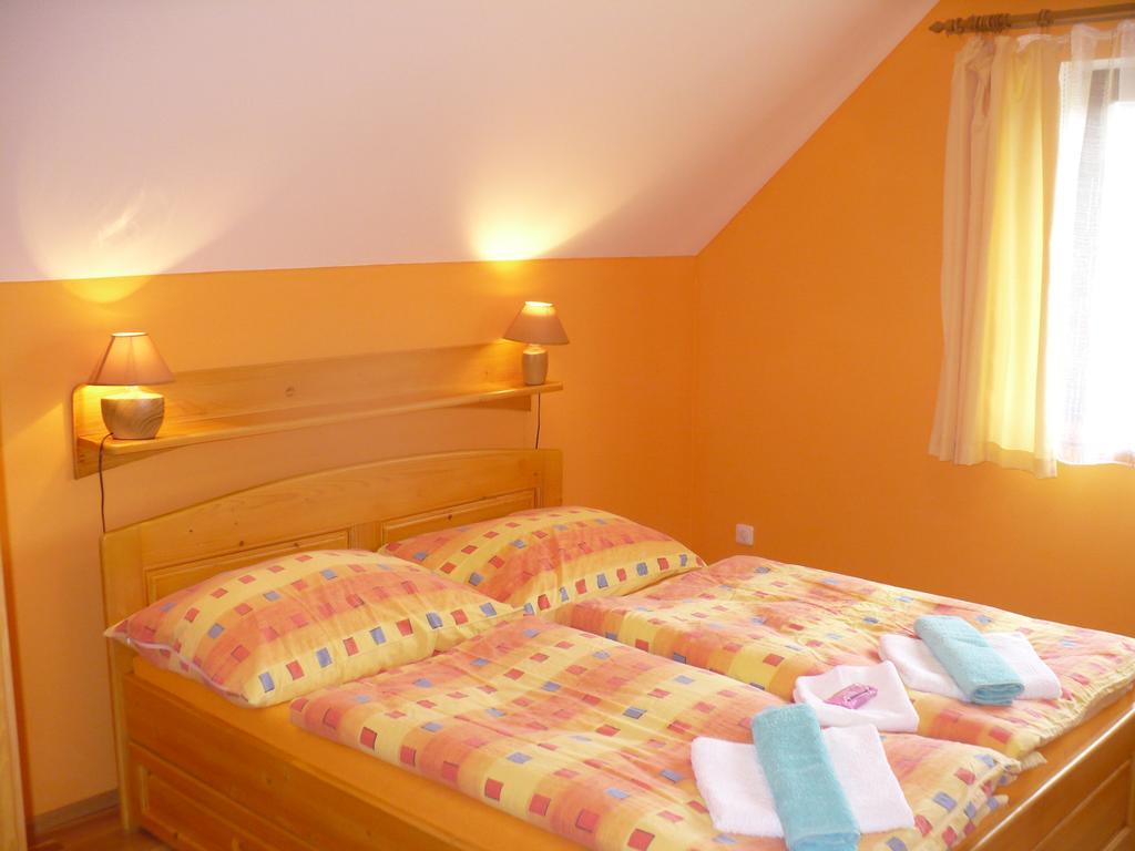 Wellness Chata Kastanek Kvilda Zimmer foto